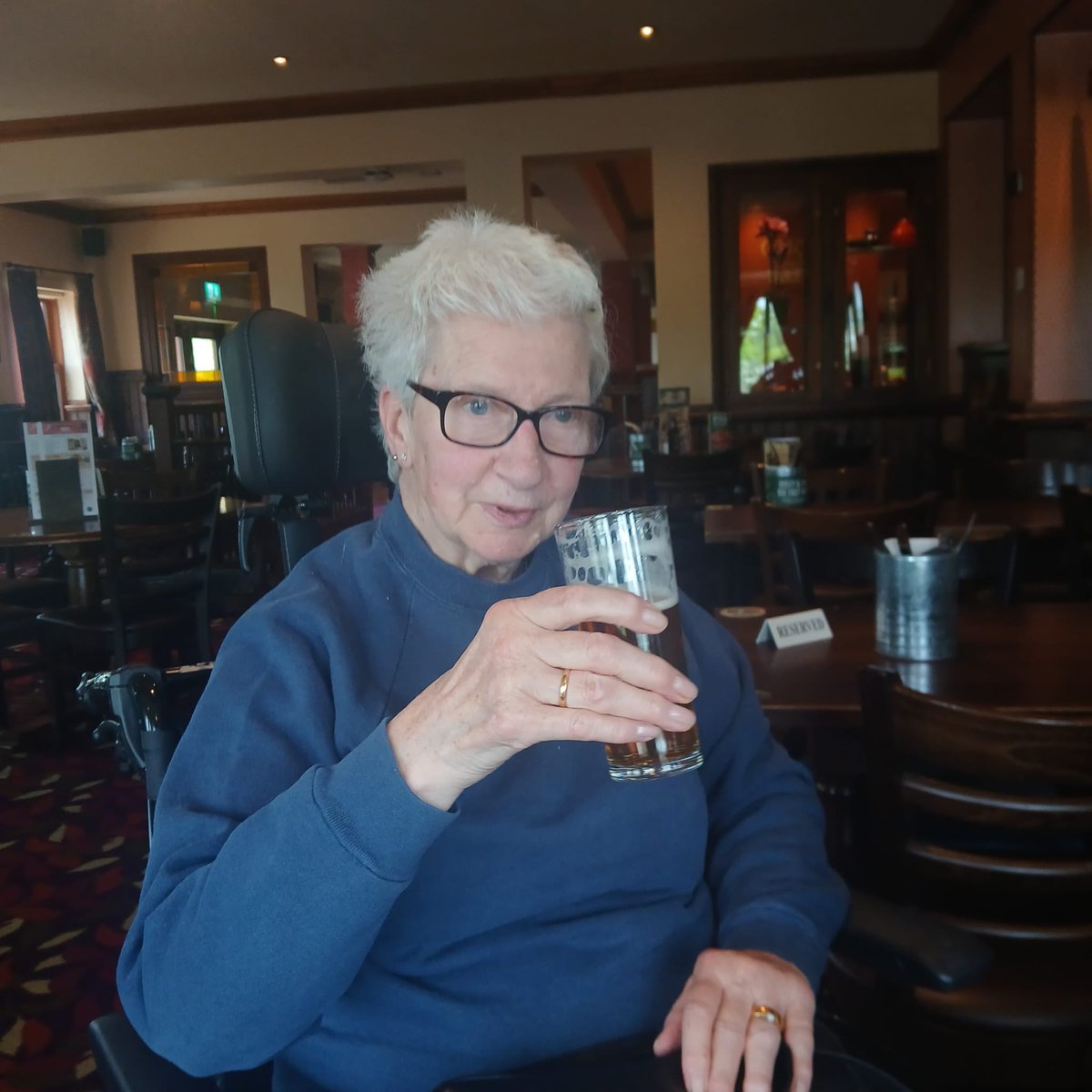 Bristolcarehome's tweet image. 🦋 Quarry House – A Scenic Afternoon at Winterstream Farm

Yesterday afternoon, a couple of our residents enjoyed a lovely drive and stopped at Winterstream Farm for a refreshing beverage. 🫶

#QuarryHouse #WinterstreamFarm #MakingMemories