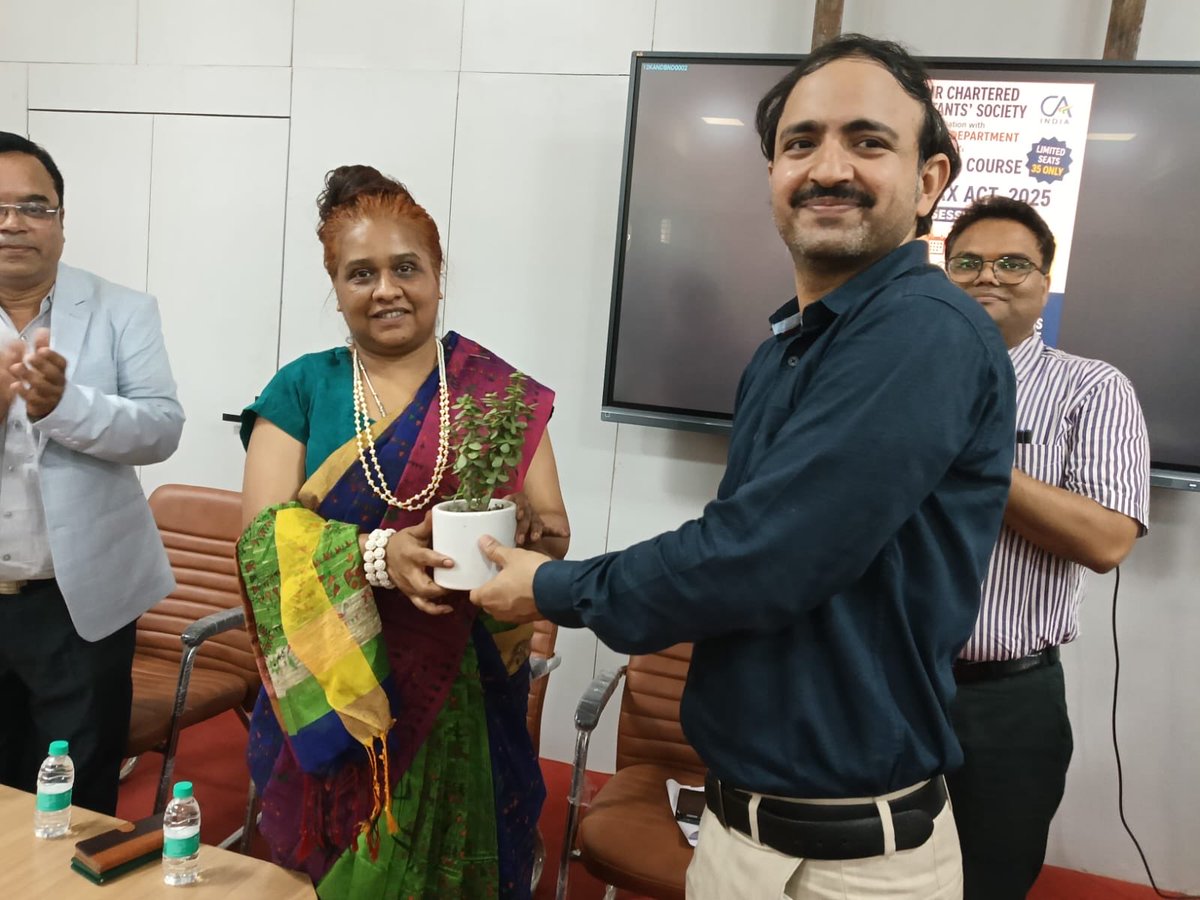 IncomeTaxUPWest's tweet photo. In collaboration with Kanpur Chartered Accountants Society a half day training on the New Income Tax Act‑2025 was inaugurated by CIT Audit Ms. Garima Chaudhary on 29.04.2026 at MSTU training center, Kanpur.
Session on “Overview & Transitory Provisions of Income Tax Act, 2025” was mastered by CA Shri Govind Maheshwari, sensitizing participants on key changes in Direct Tax laws.
Officers/officials of the department along with the members of Chartered Accountant society took part in the concluded session.
