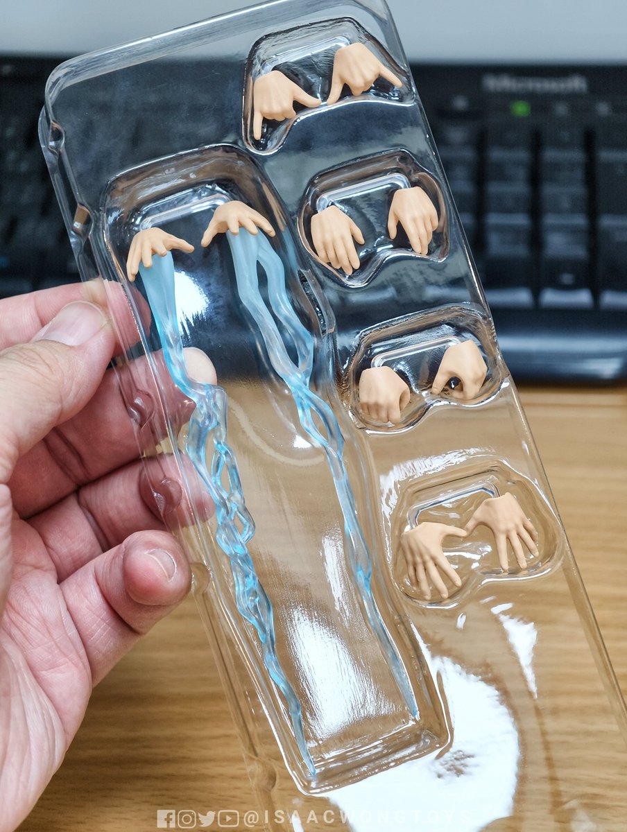 IsaacWongToys tweet media