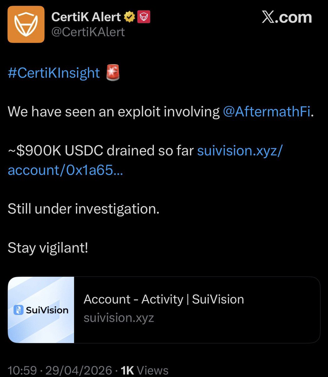 Alien tweet media