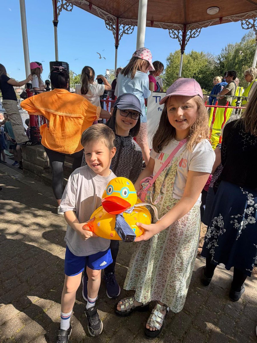 GrosvenorParkA's tweet image. We had a great time at 
 #Chester Duck Race on Saturday with our duck, Alan the Accountant 🦆
Thank you Mrs Norton for organising.