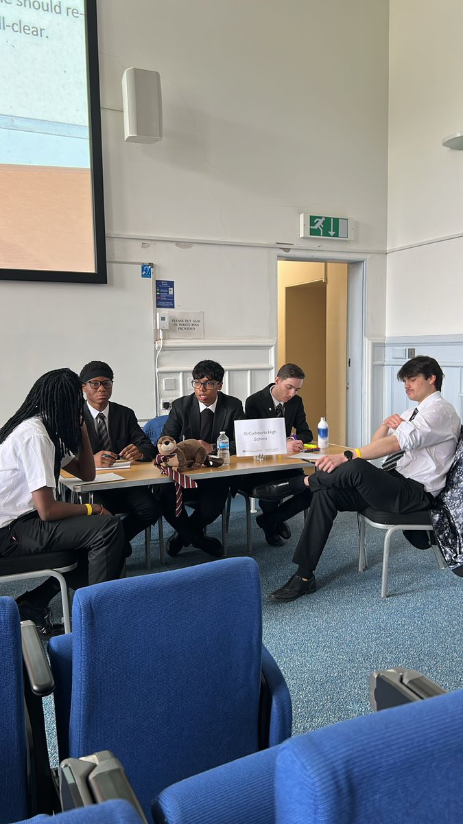 StCuthbertsRel's tweet photo. Fantastic effort from our Sixth Form yesterday at the finals of the Ethics Cup at @StAndrewsUniv. A brilliant achievement - well done to all who competed. 👏 @StCuthberts6th 

#StCuthbertsFormingGreatMen #StCuthbertsRE #StCuthbertsCommitment #StCuthberts6th https://t.co/LlHWsh7S1i