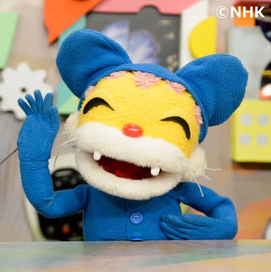 エアトス tweet media