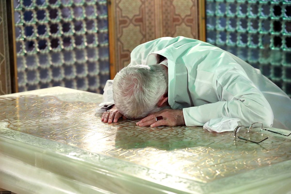 🎒 زلزله خانم tweet media