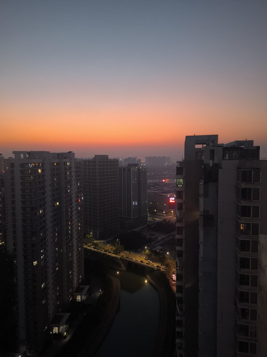 yuan deztha tweet media