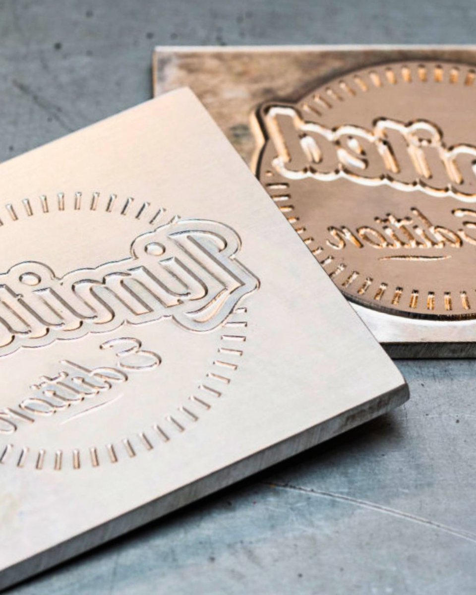 metallicele's tweet photo. Magnesium dies might not steal the spotlight, but they make crisp foil, emboss and deboss possible.

A well-made die means clean detail every time on press.

Got a project coming up? https://t.co/WAMXTdr9FQ

#MetallicElephant #HotFoil #FoilStamping https://t.co/HoC9YX43UG