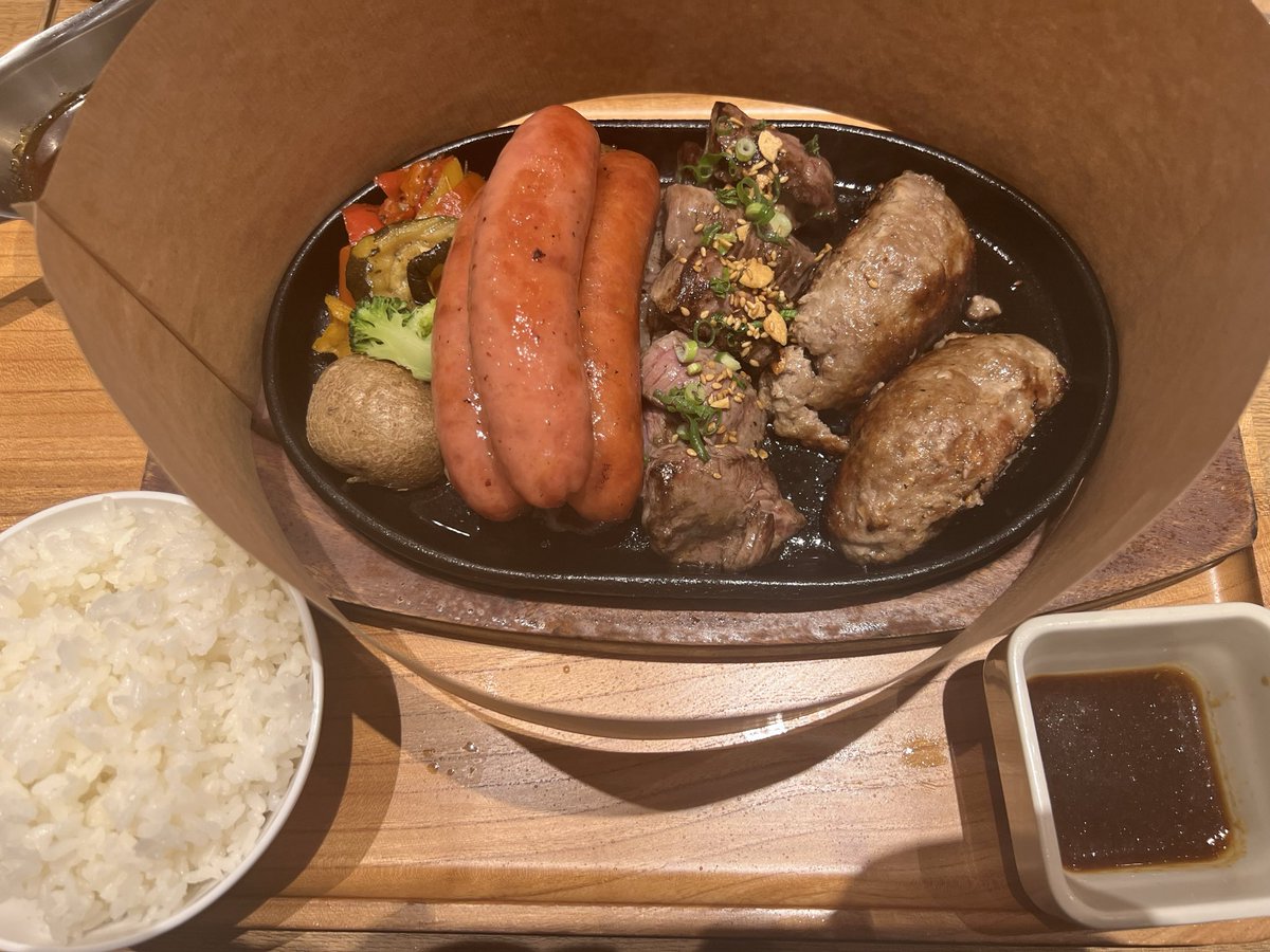 大花卷 tweet media