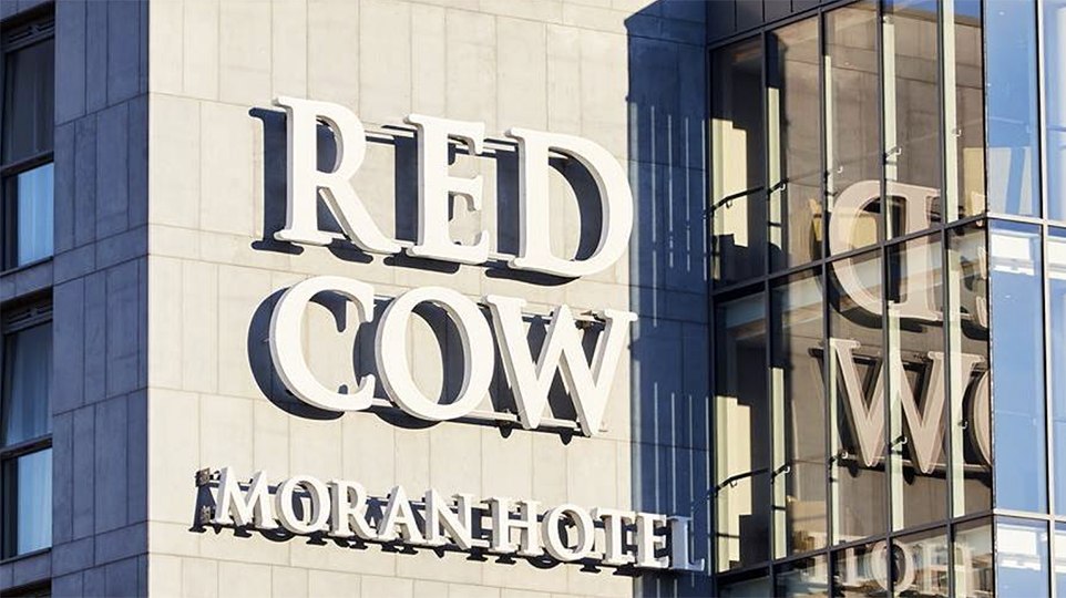 MATT TREACY: One of largest private IPAS centres notifies South Dublin County Council of its existence after four years of apparent invisibility to planners - despite Guestford receiving close to €90 million for asylum services  to the end of 2025. 

gript.ie/red-cow-joins-…