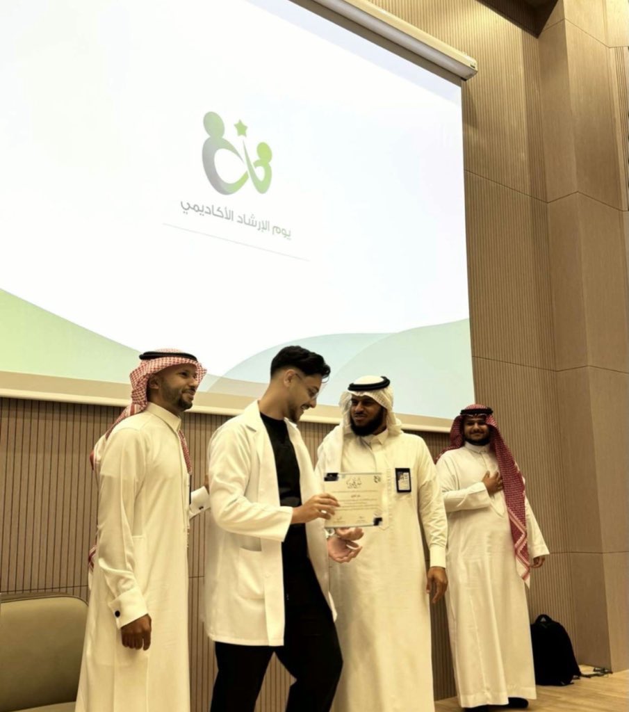 عمر العنزي tweet media