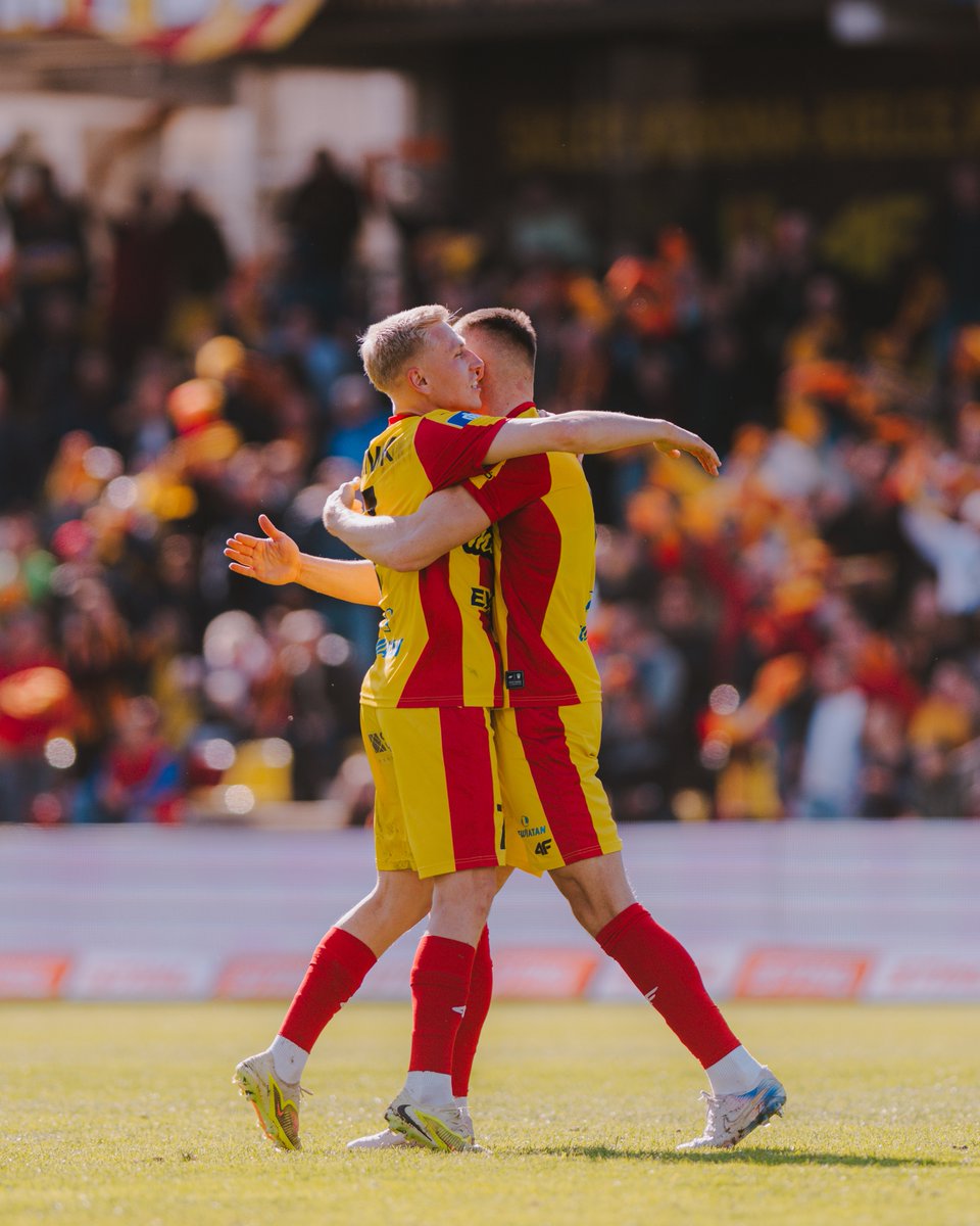 Korona_Kielce's tweet image. 👕 RAPORT KADROWY PRZED #KORPIA:

Tamar Svetlin wraca do kadry meczowej po pauzie za żółte kartki.

Wszyscy zawodnicy są zdrowi i gotowi do gry.