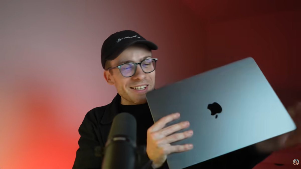 DaMne322 tweet media