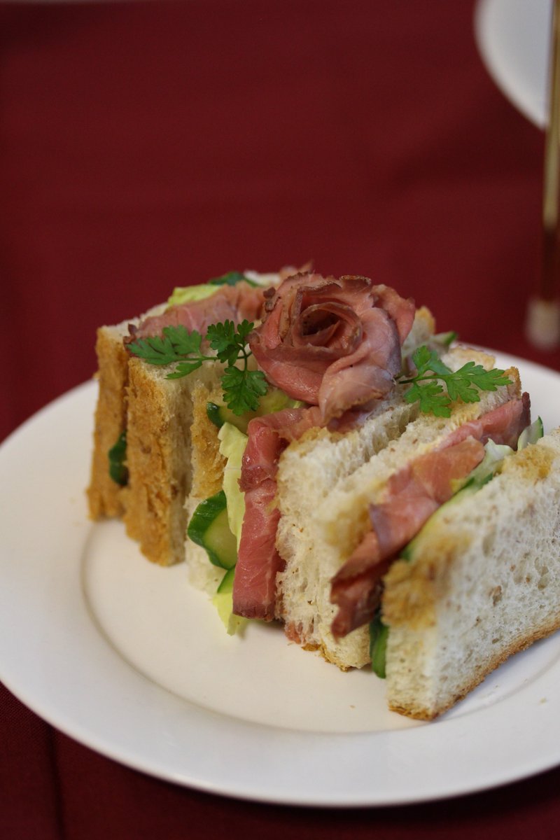 つきみ🌙🎩 tweet media