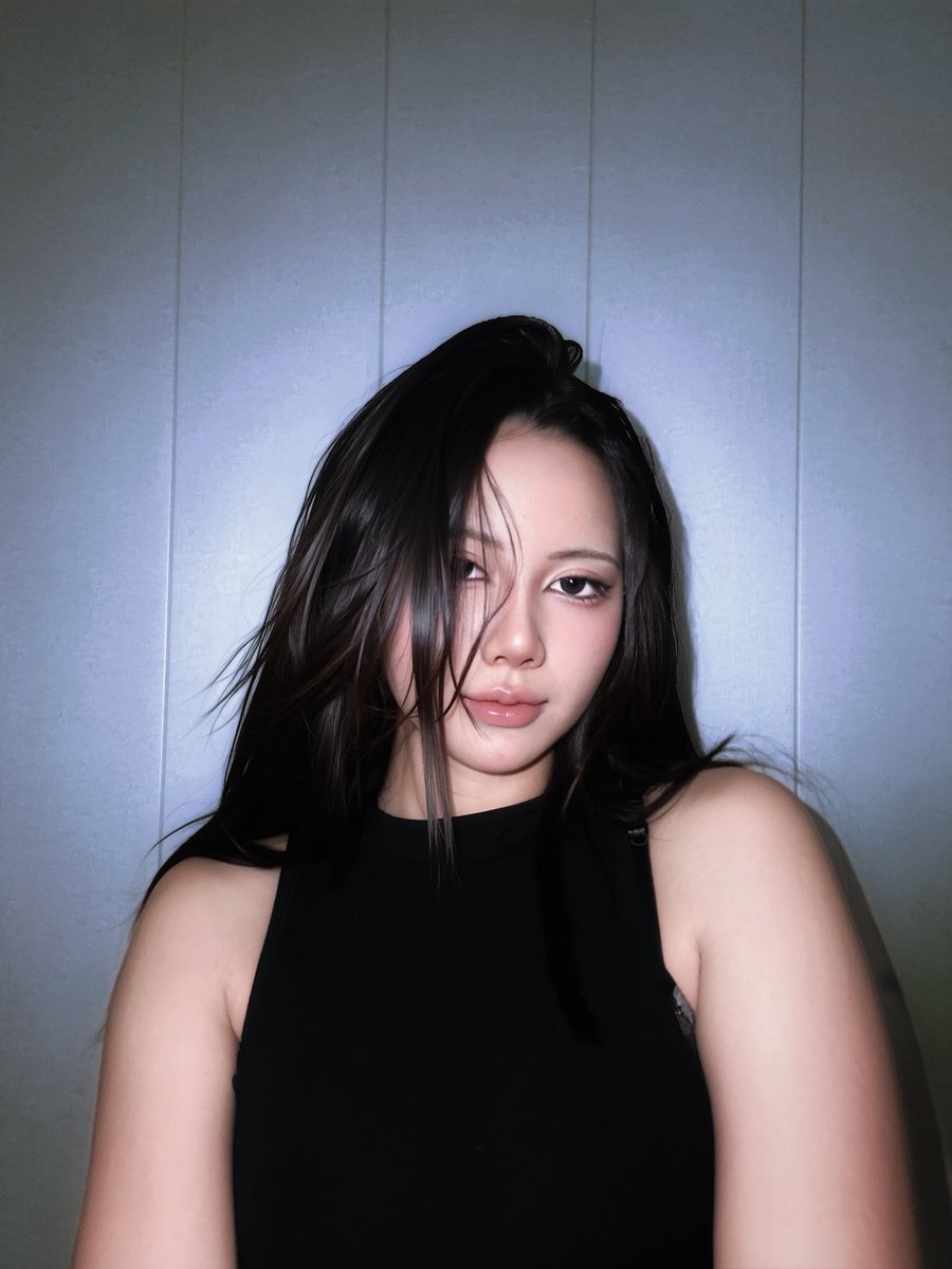 Gladizia (นามเสว) 🦭 tweet media