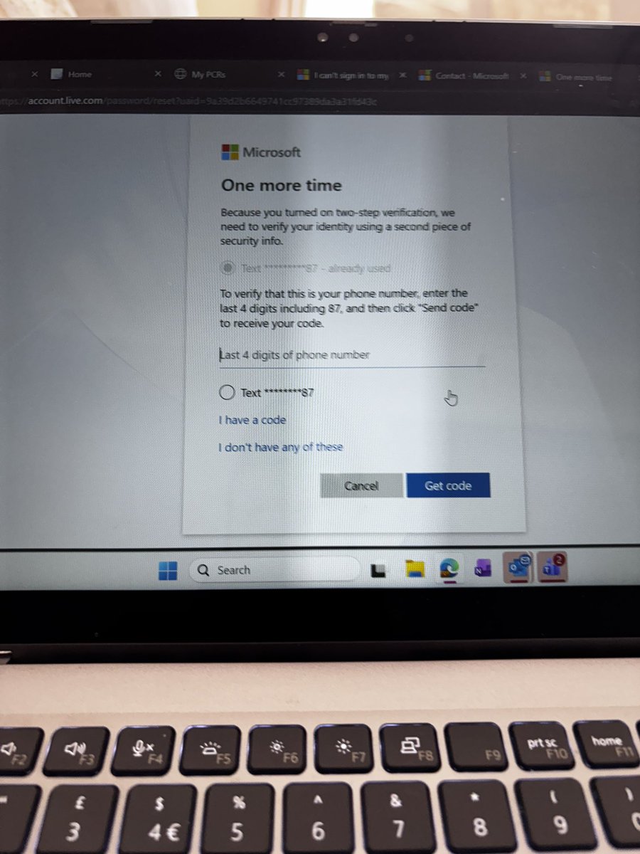 KellySmart80084's tweet photo. @MicrosoftHelps Absolutely fuming! Worst company I have ever dealt with, contact once with same crap I can view on your website! I CANT get in still &amp; now no further response! Bet you wouldn’t treat my employer Zurich Ins like this! @BillGates @darrenxhardman @MSFT365Status @MicrosoftHelps https://t.co/uOZiqUbjmQ