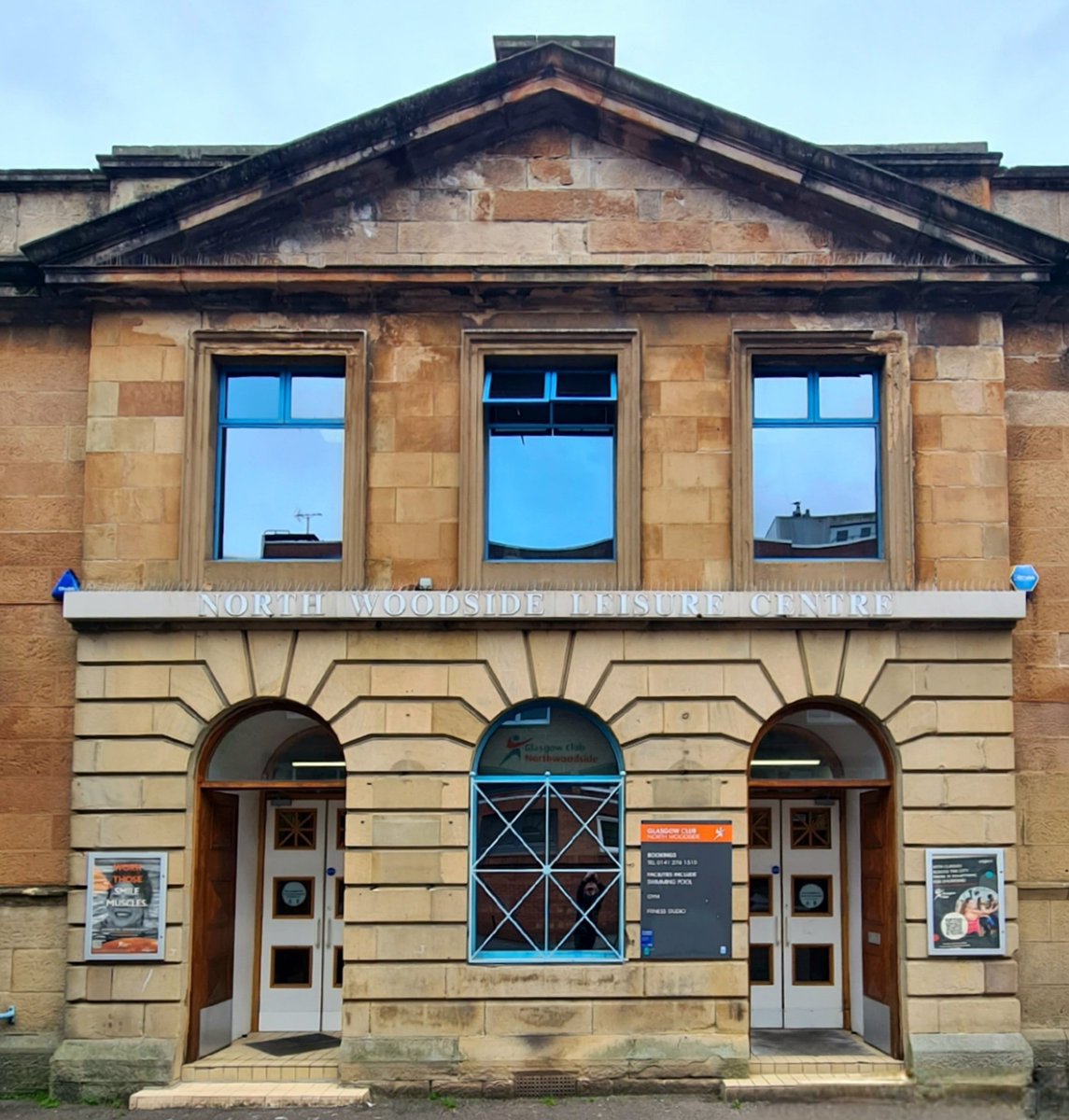 is_glasgow's tweet image. The entrance to the former North Woodside Baths and Washhouse on Braid Square in Glasgow. Designed by John Carrick in an Italian Renaissance style, it was built in the 1880s. It's now home to the North Woodside Leisure Centre. 

#glasgow #woodside #architecture  #washhouse