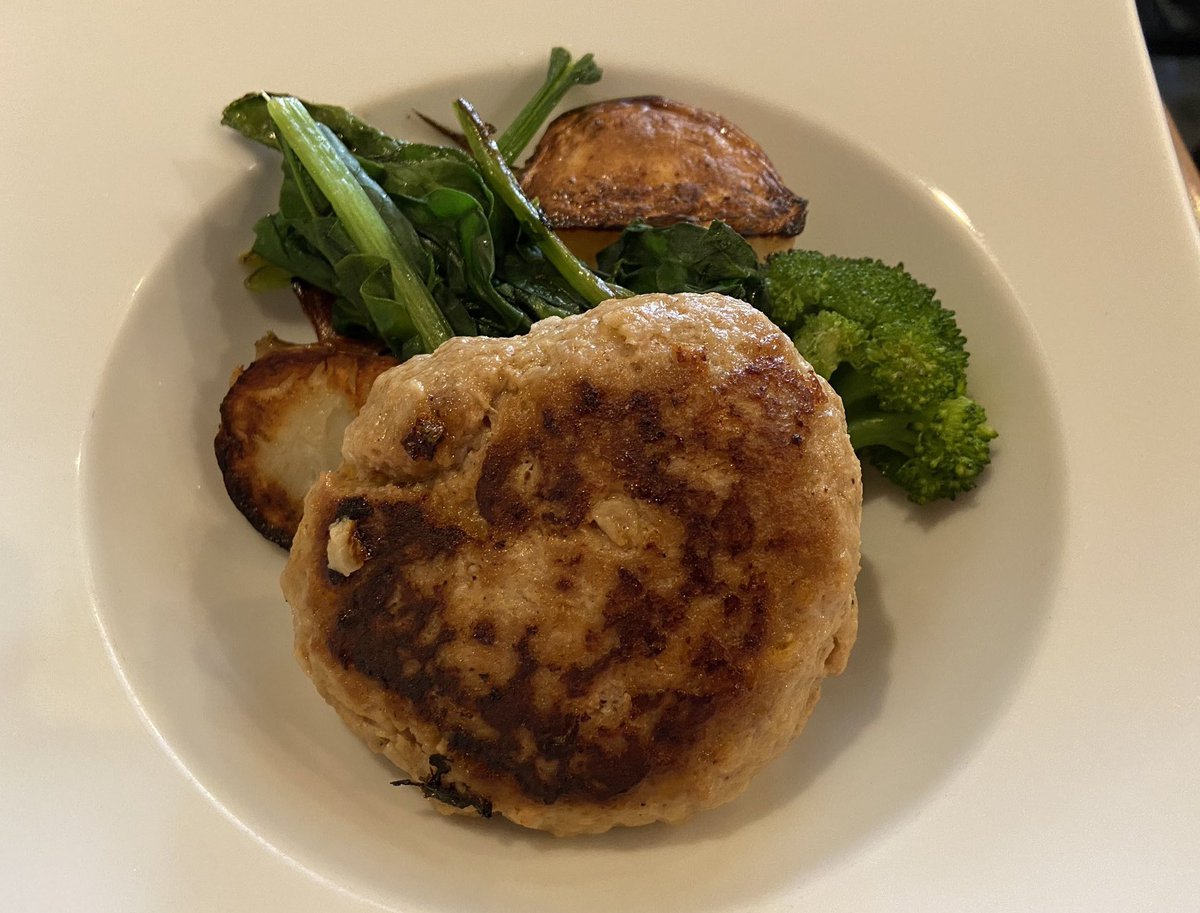 えりか tweet media