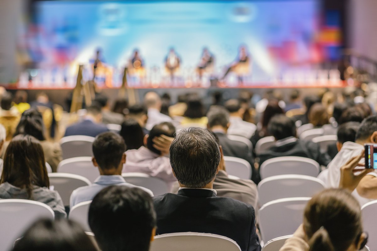 B2BeSolutions's tweet photo. 📅 We'll be attending the IRX B2B eCommerce Conference taking place today and tomorrow in Manchester (UK).

🤝Looking forward to a great day ahead with some fantastic speakers sharing their insights on all things B2B eCommerce!

#IRB2B26 #B2BCommerce #AI  #ManchesterTechWeek https://t.co/6VYmPNB71E