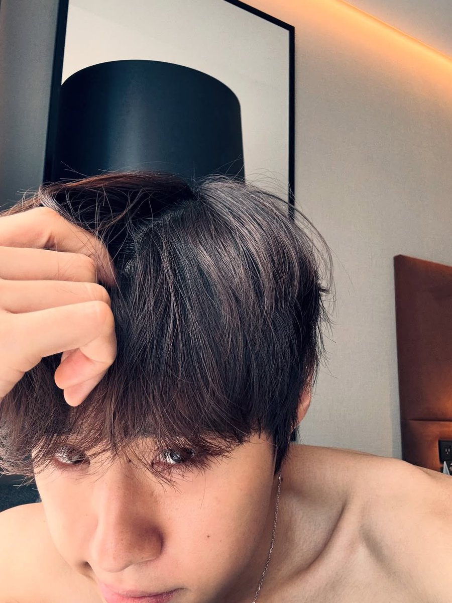 stxrlight. tweet media