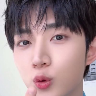 러삐♡ tweet media
