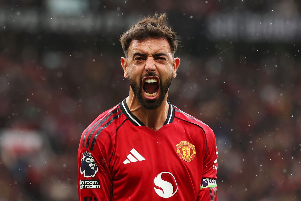 UnitedStandMUFC's tweet image. 🚨 #mufc are determined to keep Bruno Fernandes this summer, but Bruno wants assurances over the club’s ambitions. Old Trafford officials have made it abundantly clear to the Portugal midfielder that he is a vital part of their plans. [@TelegraphDucker]