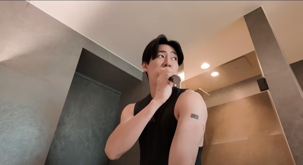 𝗕𝗮𝗺𝗕𝗮𝗺𝗕𝗼𝗼𝘀𝘁𝗲𝗿 ∋∈ tweet media