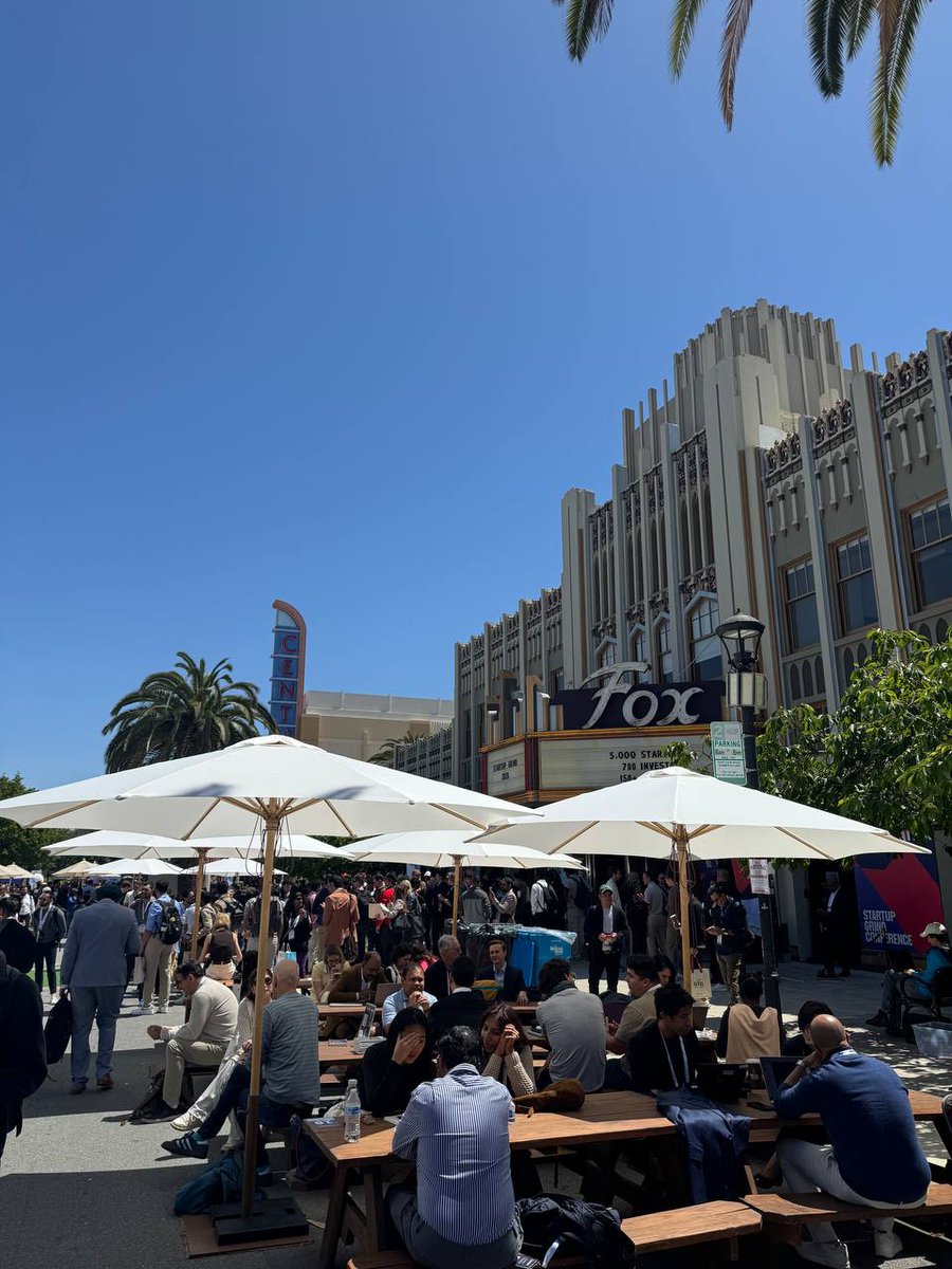 TinyHumans AI tweet media