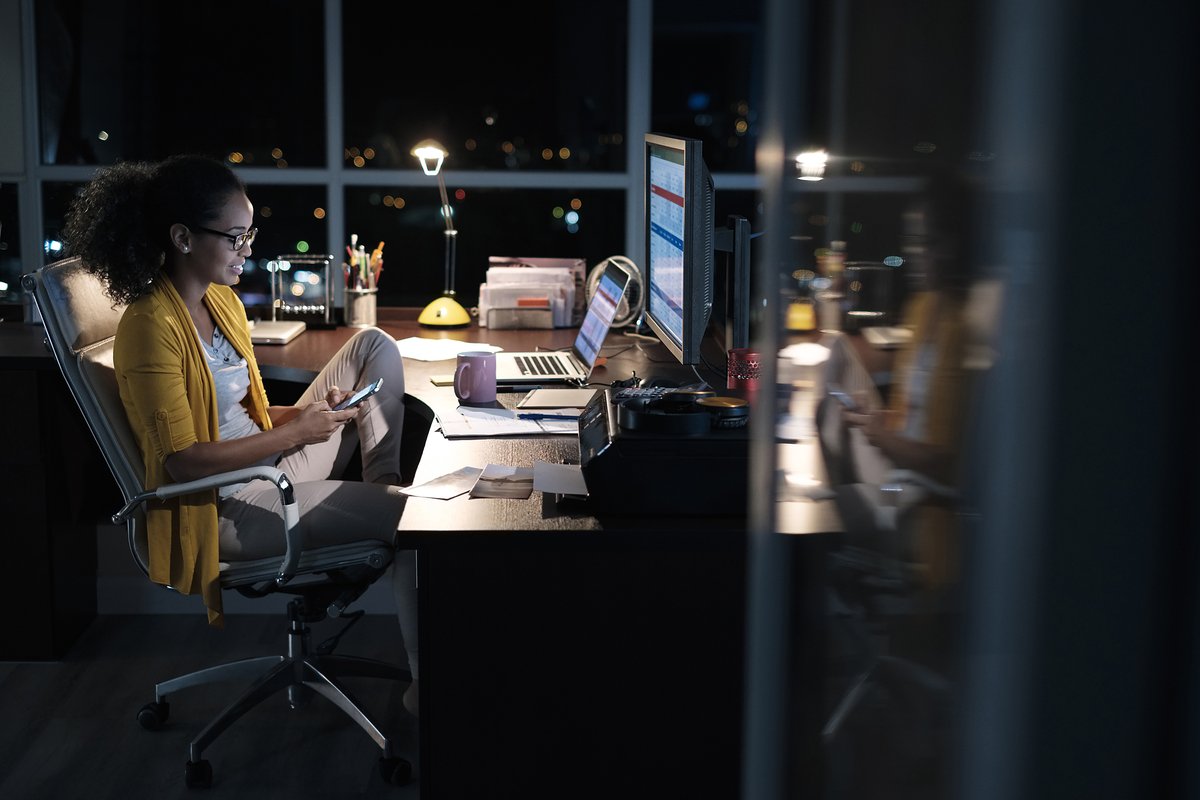 ArnaudPalanque2's tweet image. Late night grind with coffee u0026 deadlines—team’s still crushing it!  #OvertimeVibes #TeamEffort