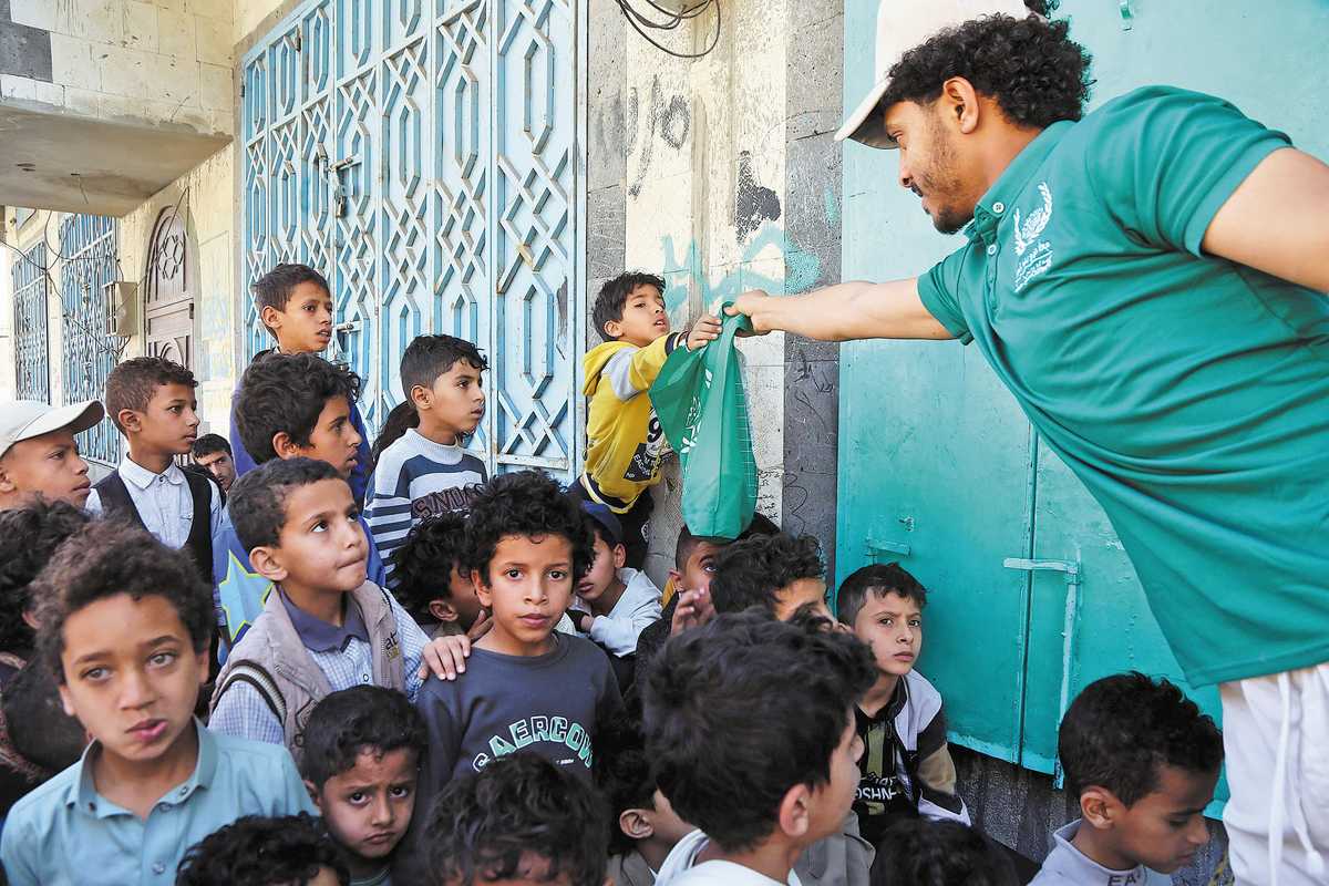 frankjejonas's tweet image. Spent the weekend sorting u0026 delivering 200+ meals to elderly neighbors! Grateful to connect with our community—small acts, big smiles.  #VolunteerLife #CommunityLove