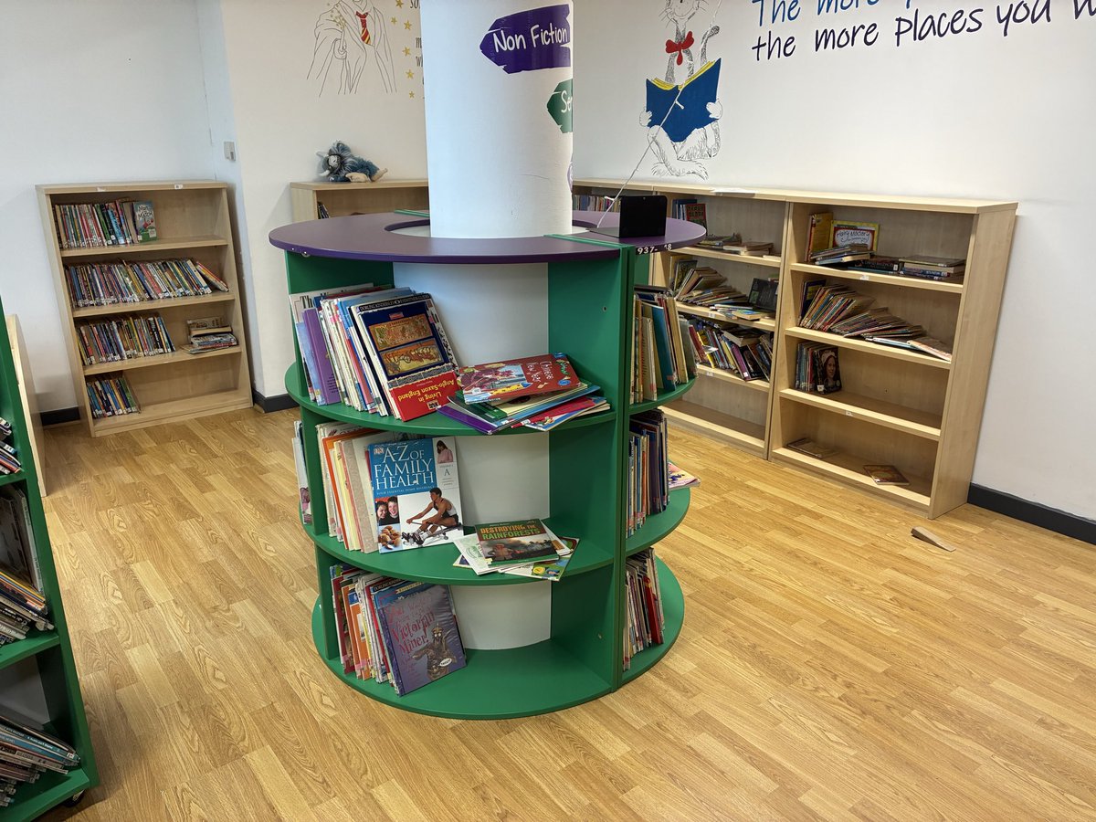 HounslowSLS's tweet photo. Library glow-up complete! We’ve just completed a 2 day library visit and got stuck into a big tidy-up — weeding out old stock, labelling books and organising everything. Fresh, tidy and ready for readers! 📖 🙌🏻 #readingforpleasure #schoollibraryservice https://t.co/jMOQ9S0Ohg