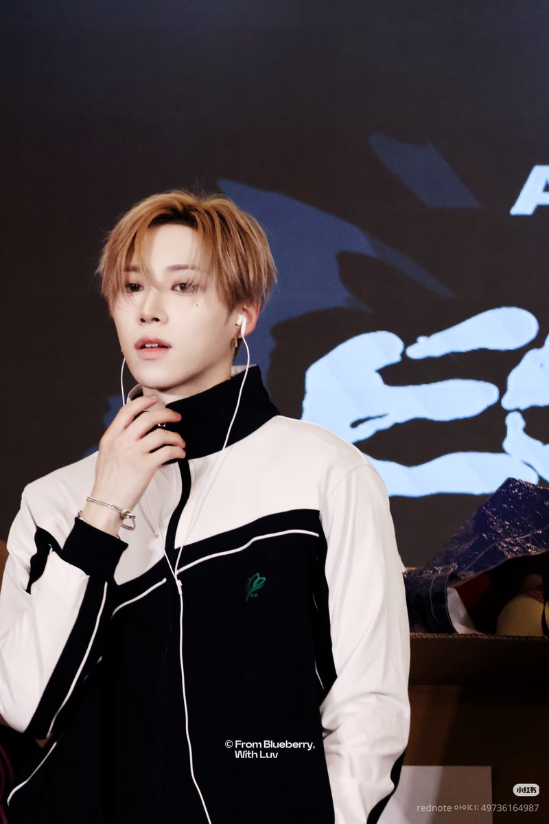 𝙖𝙧𝙣𝙤𝙞𝙧 tweet media