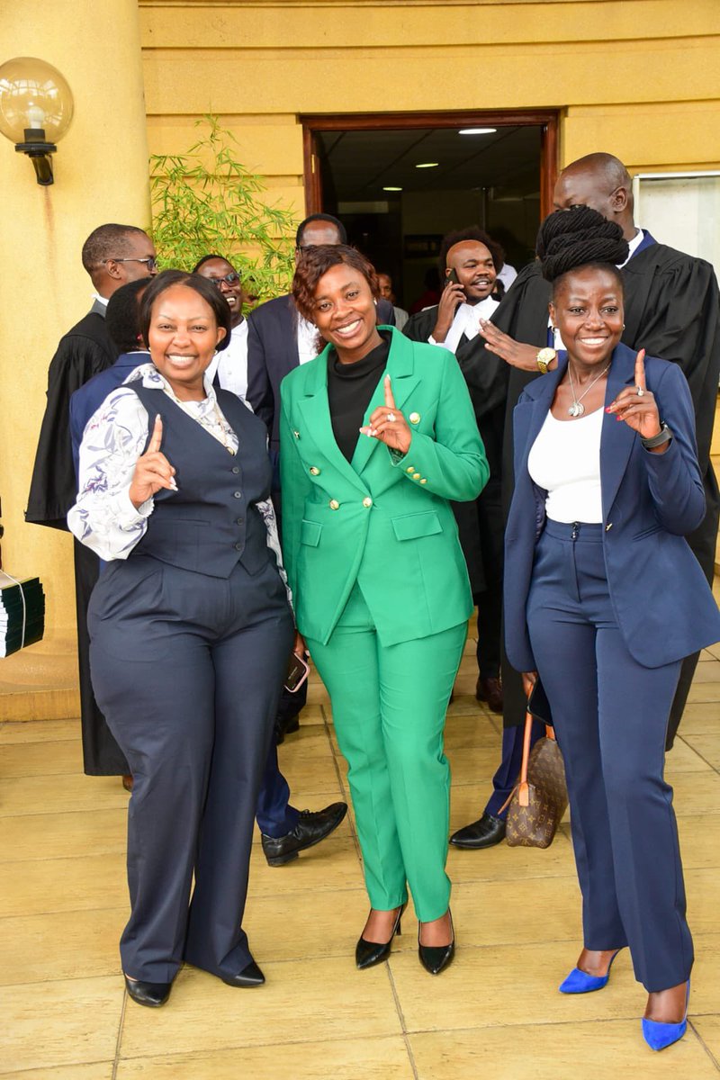 MillicentOmanga's tweet photo. Less we forget.... Ni Wantam ya vishindo ☝️
#ManaMiradi
#MamaNairobi https://t.co/wYBrq44wSi