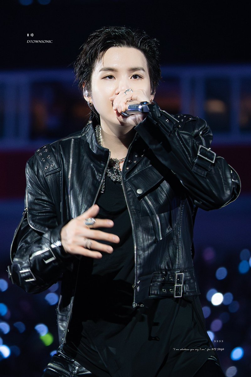 𝐆𝐞𝐧𝐢𝐮𝐬 𝐂𝐚𝐟𝐞 💬 tweet media