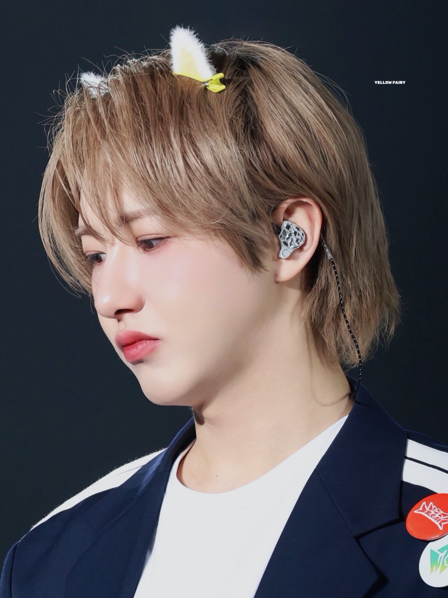 𝗬𝗘𝗟𝗟𝗢𝗪 𝗙𝗔𝗜𝗥𝗬 tweet media