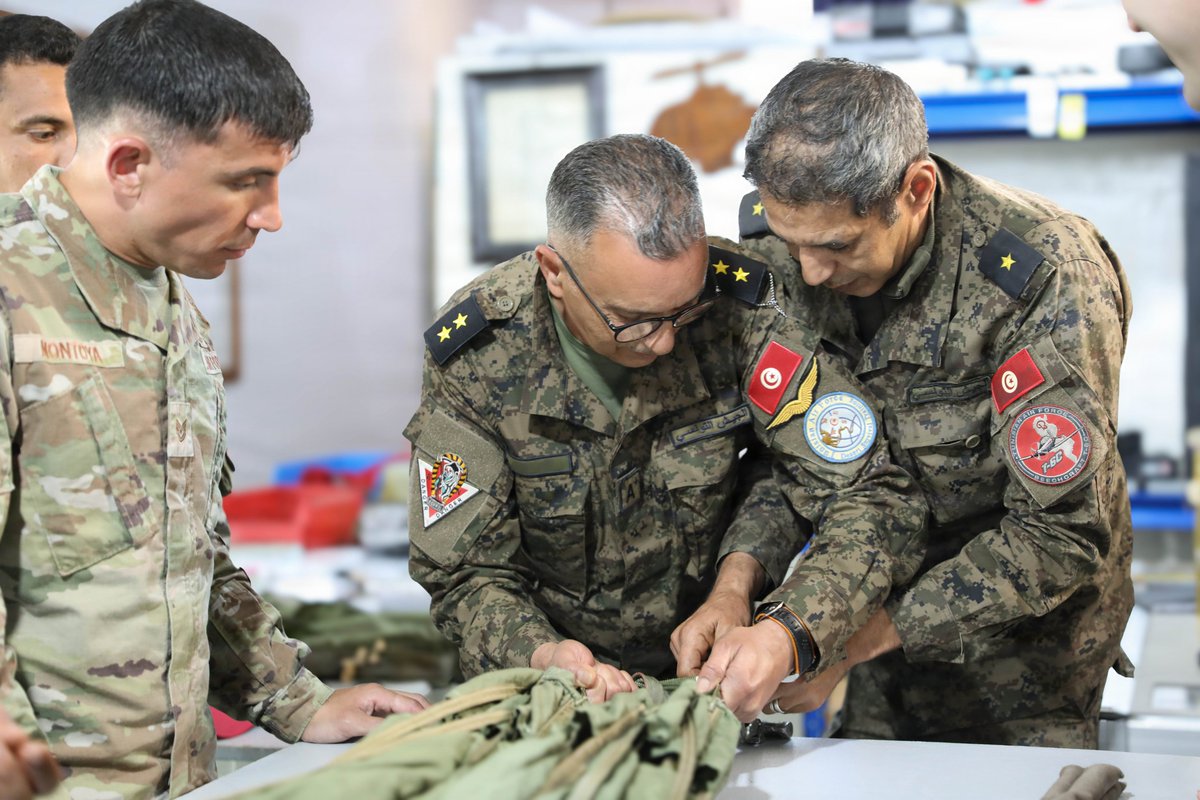 Tunisian Armed Forces 🔥 -1956 tweet media