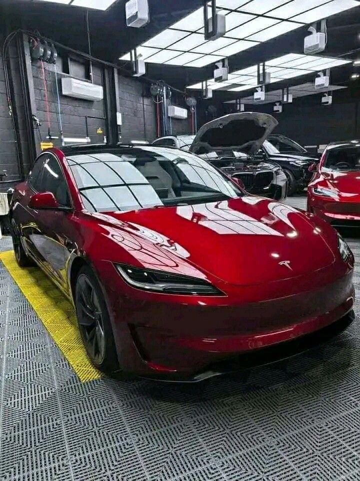 Elonchietwit's tweet image. 🔥 HOT DEAL 🔥
Own the sleek  today for just $25,000 — now at an incredible 25% OFF!
⚡ Fast. Smart. Fully electric.
💎 Premium design &amp;amp; performance
🚨 Limited offer — grab yours before it’s gone!
#Tesla #Model3 #ElectricDeal #CarSale #EV