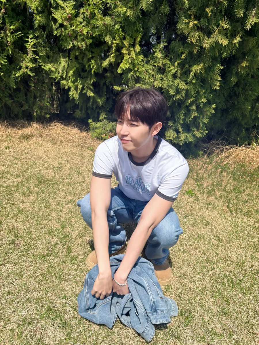 OCT.13 🍃 tweet media