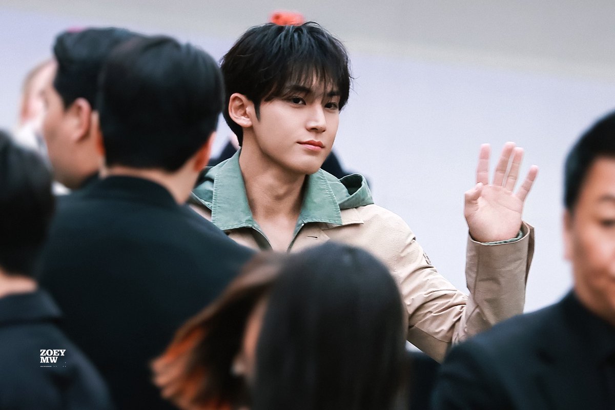 260429

#민규  #ミンギュ #MINGYU 
#세븐틴  #SEVENTEEN
