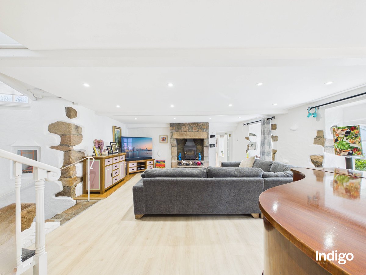 indigoestates's tweet image. FOR SALE | ST BRELADE

Asking £849,000

cstu.io/1d12d8 

Please contact sales@indigo.je
or call 01534 639955

#indigoestates #jerseyci #forsaleinjersey #channelislands