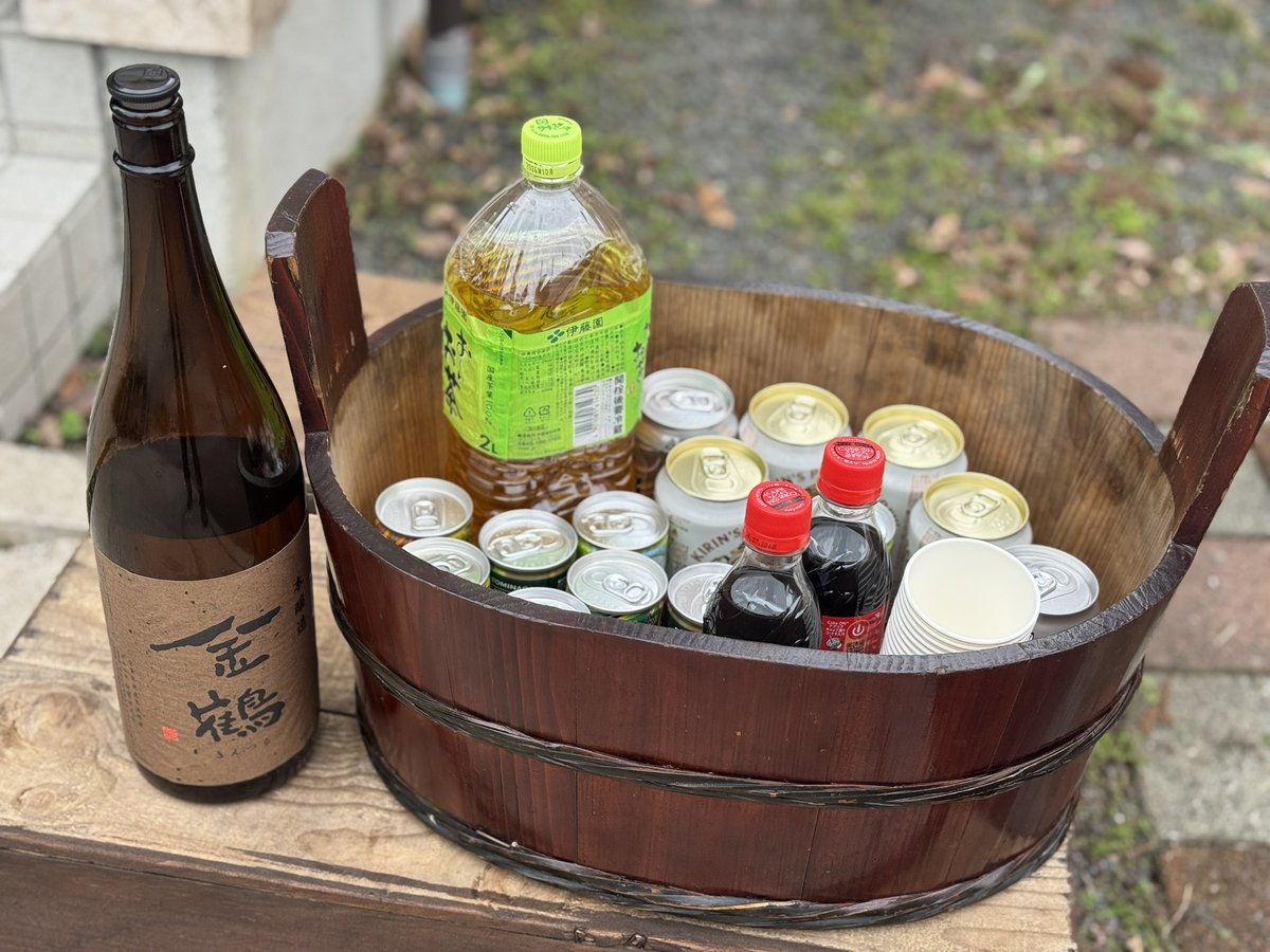 骨董店で買った祝い桶、長木鬼太鼓の振る舞いの飲み物を入れるのに使っ