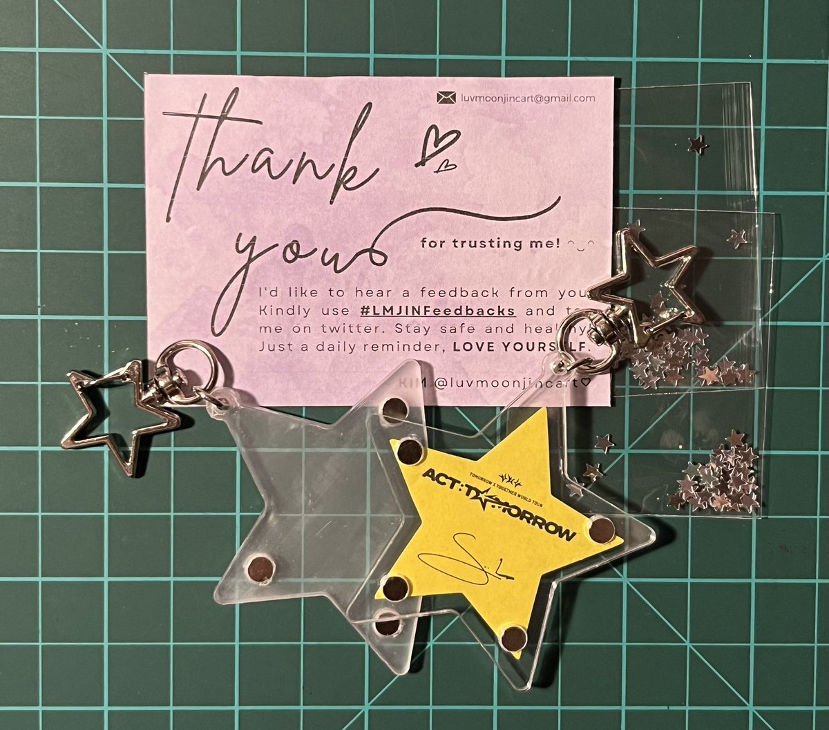 hallu <a href="/luvmoonjincart/">kim🍒 kr box sharing & kr add lending</a>, got my star magnetic keychains ⭐️⭐️ thank you so much kim! until our next transaction 🥰
#LMJINFeedbacks

also lf beomgyu star confetti HUEHEUEHEUEUUU 💧💧