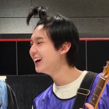 𝓜𝘦𝘳𝘤𝘶𝘳𝘺 tweet media