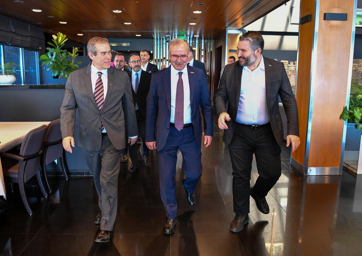 AntalyaTSO's tweet photo. Yönetim Kurulu Başkanımız Yusuf Hacısüleyman, Organize Sanayi Bölgeleri Üst Kuruluşları (OSBÜK) Yönetim Kurulu Başkanı Memiş Kütükçü ev sahipliğinde T.C Sanayi ve Teknoloji Bakan Yardımcısı Sayın Oruç Baba İnan’ın katılımıyla gerçekleşen toplantıya katıldı. Toplantıda, Korkuteli Organize Sanayi Bölgesi Yönetim Kurulu Başkanı, Odamız 15. Grup (Tarım ilaçları, gübre ve kimyasalları) Meclis Üyemiz Osman Bahçe ile Antalya Organize Sanayi Bölgesi Yönetim Kurulu Başkanı Hasanali Gönen de yerini aldı.

@YHacisuleyman07 @bogachangoksu @HakanPakal @MuratTOTOS @haticeozresmi @huseyinsari_sar @KAPALIYOL @AhmetKasapoglu8 @aozgurkaragoz @behcetulker @aslisahintekin @TOBBiletisim @RHisarciklioglu @HasanaliGonen @Osbuk_org