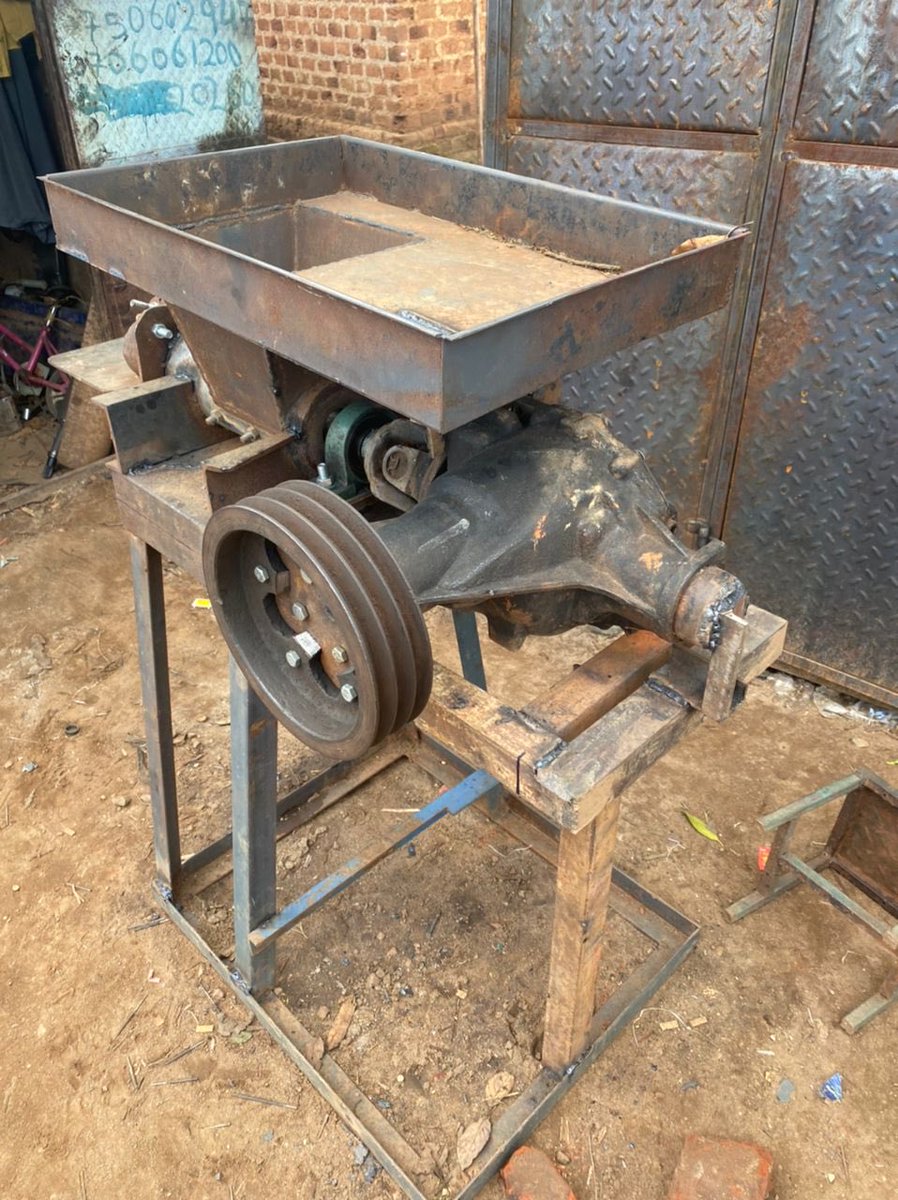welandfab's tweet photo. Check out a car Dif converted to gearbox briquettes extruder machine powered by electric made by me and my team from scratch. https://t.co/bPj7UJQmFj