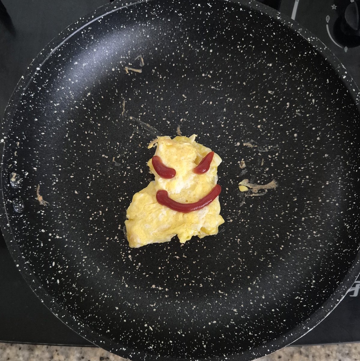 lia 🐈‍⬛ (-13/36kg) tweet media