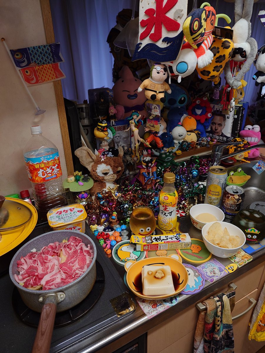 PitbullTanaka's tweet image. デララバ GWの特集🗾見🐒夕飯🌃いくら丼🐟️豚汁さん🐖🥬♨️定食🍚料理🍳🐒洋楽も13039🎧️Nelly🎶Lil Bit🎧️🤠。Chingy🎶One Call Away🎧Fly Like Me🎧Pullin' Me Back🎧He's Herre🎧フィメールラッパー🎤Trina🎶Right Thurr🎧。The-Dream🎶My Love🎧Rockin' That Thang🎧カマロまたり🐝🤖🐴🎶👾🎶