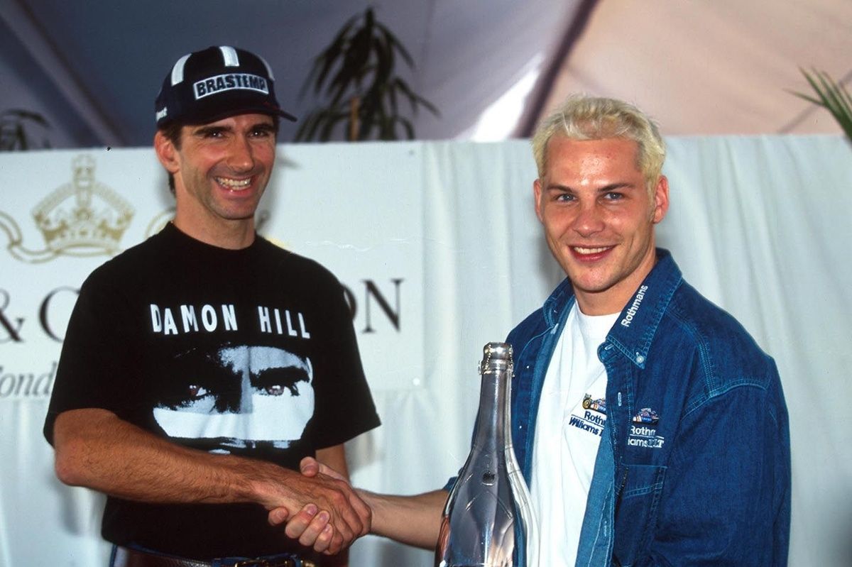DopeCoinETH's tweet image. Legends celebrate wins different 🏆 Damon Hill &amp;amp; Villeneuve: karaoke after the title. What's your victory ritual? Drop it below 👇 #ActionSports #Motorsports #DopeSports

motorsport.com/f1/news/damon-…