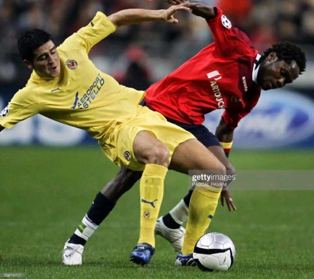 AllezLesLions's tweet image. 📸 Juan Roman Riquelme x Jean II Makoun ⚔️🇦🇷🇨🇲

#Flashback