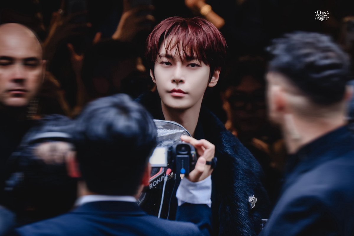*॰ 디크 tweet media