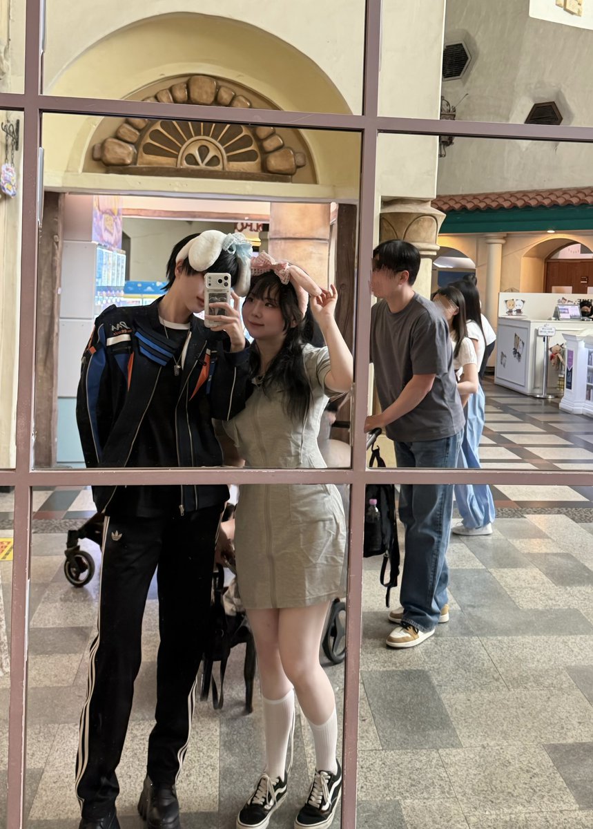 돌멩 tweet media