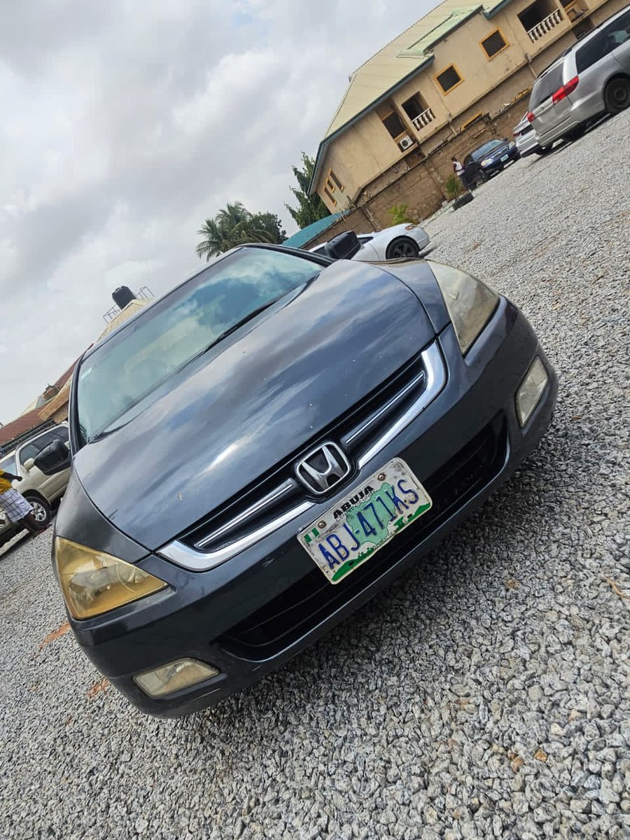 Abdulrahim19648's tweet image. ‼️Mad Distress alert ⚠️ 
Honda DC 2007 V6 with untampered and gear Ac chilling well Original duty Available 
Panoramic Roof 
👉2.8m 
Location Abacha road Nyanya Abuja deal Car with me Directly
Open for negotiation right now 
#Nigeria #viral #Abuja #Lagos #Auduautoplug